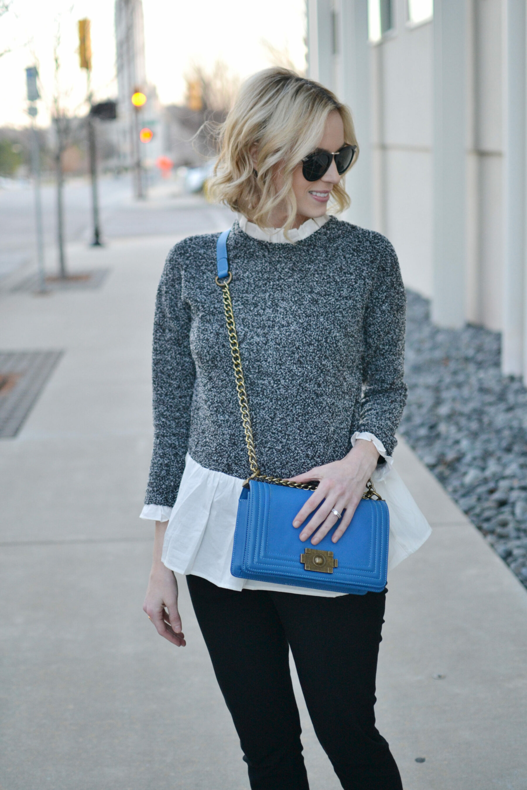 24 Awesome Outfits With Velvet Bags - Styleoholic