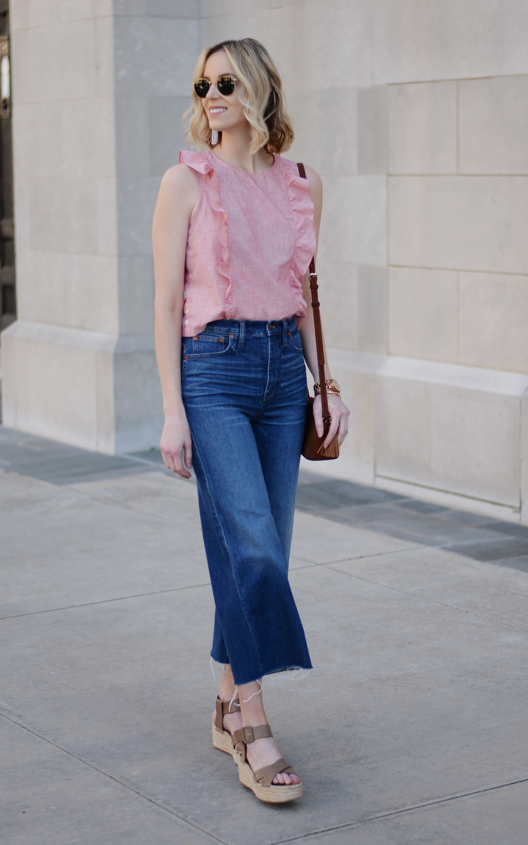 7 Rules for Wearing Cropped Flare Jeans
