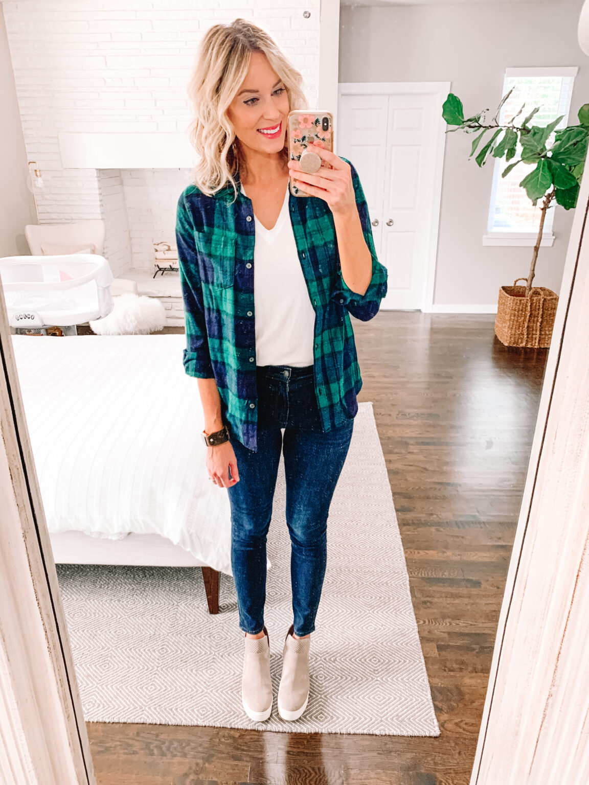 3 Ways to Wear a Flannel Shirt - Straight A Style
