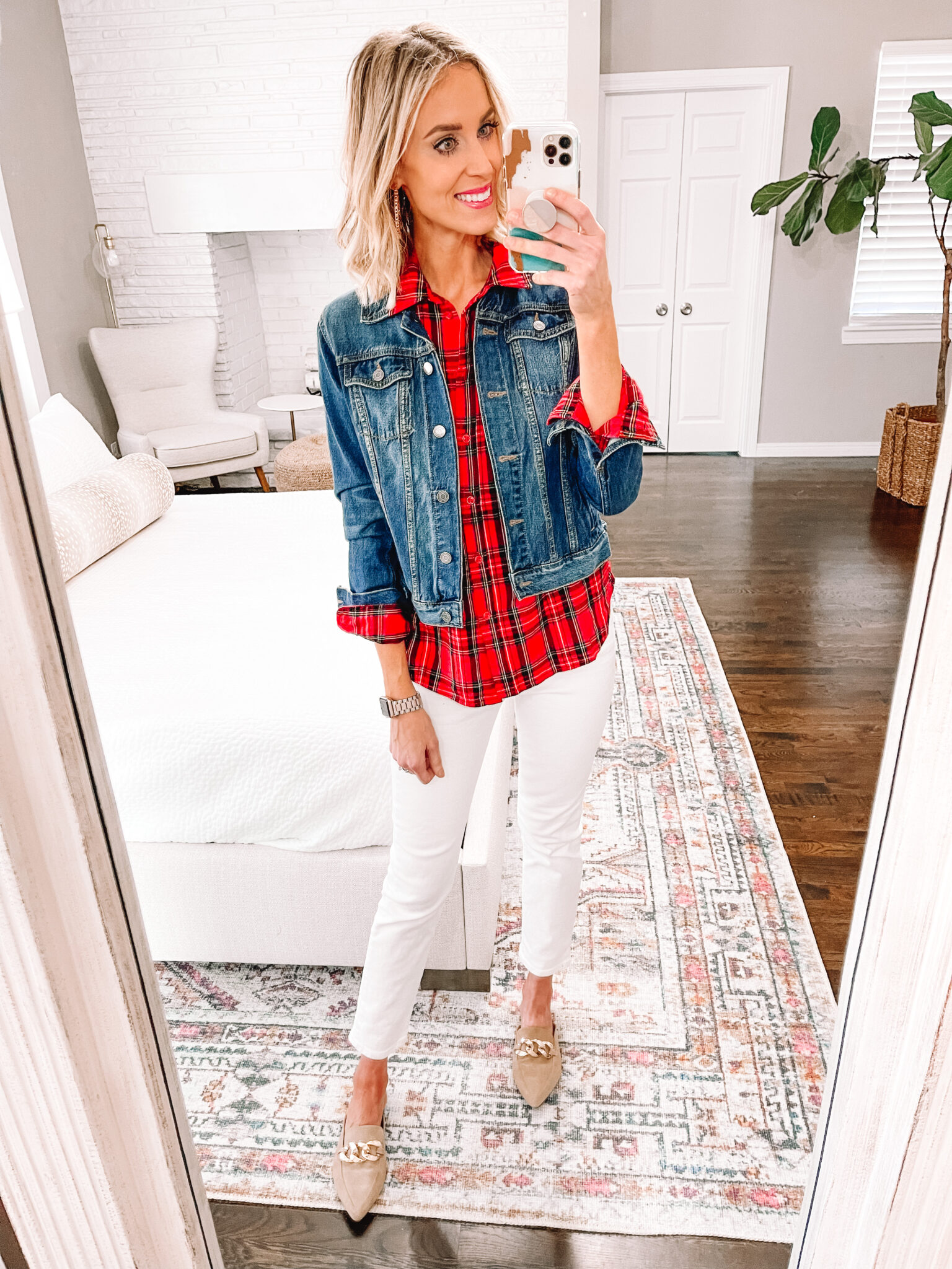 10 Ways to Wear a Plaid Shirt - Straight A Style