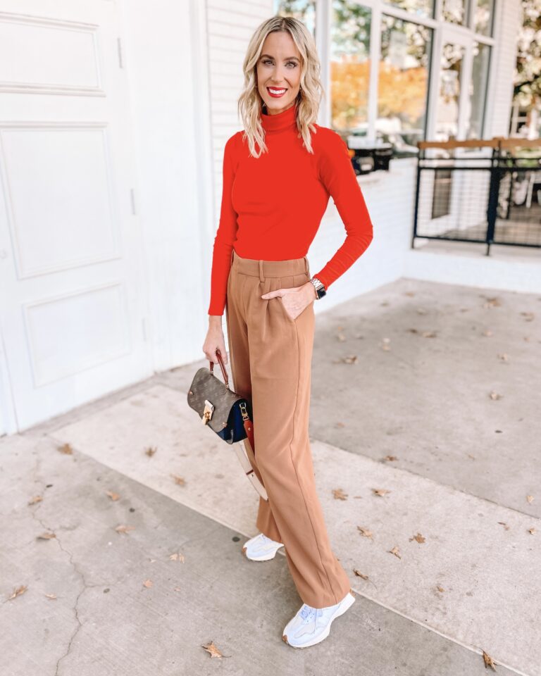 How to Wear Abercrombie Wide Leg Pants - Straight A Style