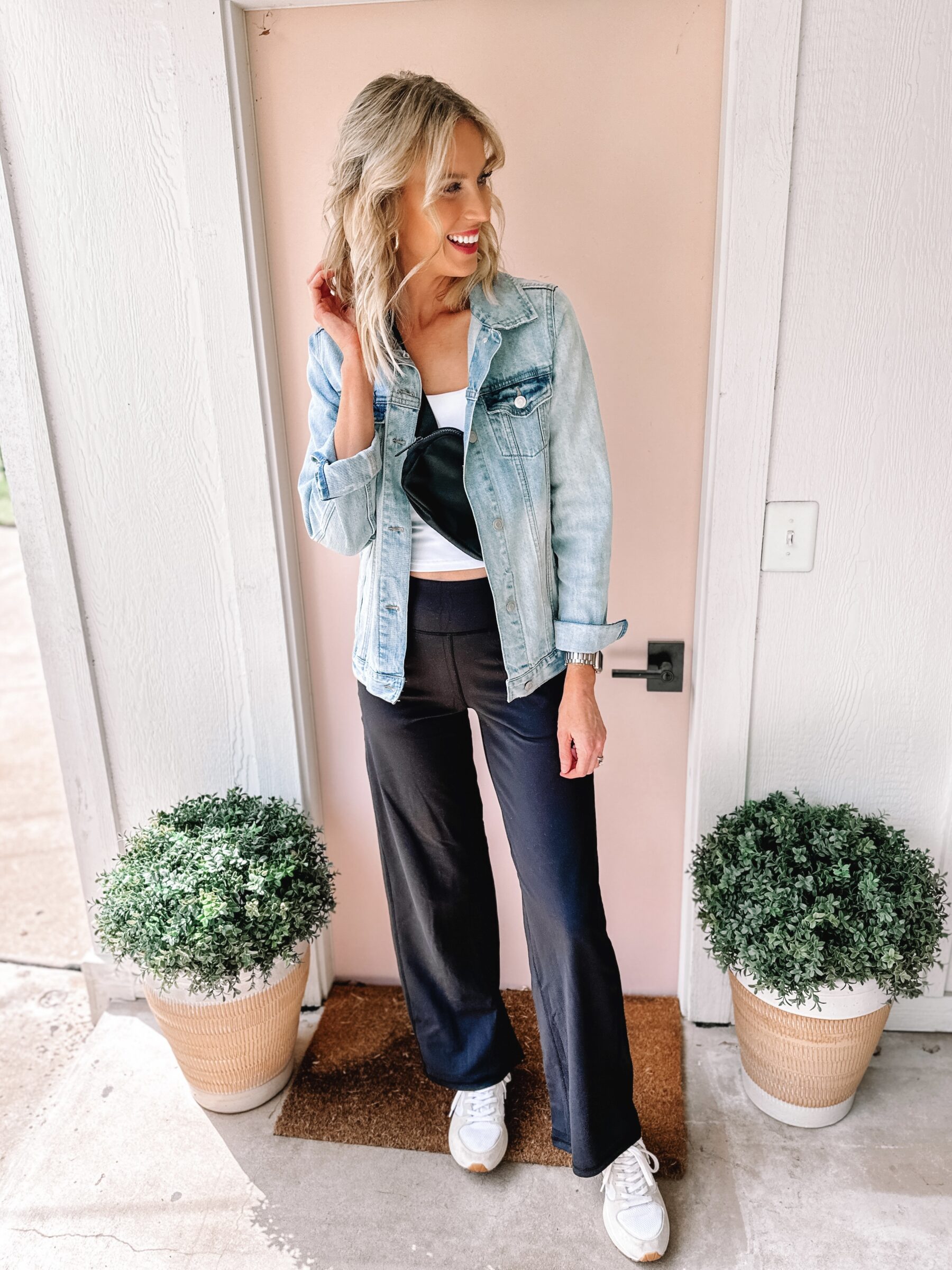 How to Style Wide Leg Lounge Pants For Women: The Ultimate Guide