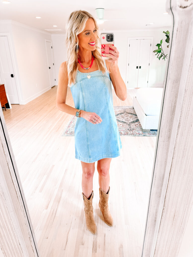 You will love this Madewell try on haul! It has all the good denim and all the trends for summer. I'm obsessed! Such a great denim dress here. 
