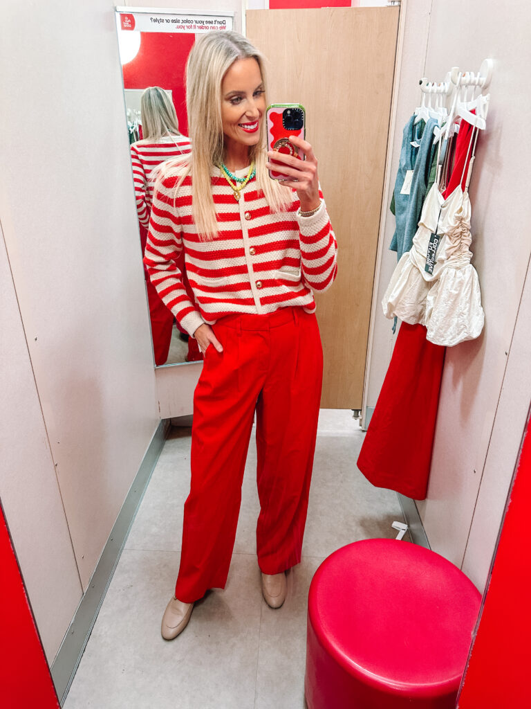 How amazing is this red and cream striped lady jacket with the red pants?!